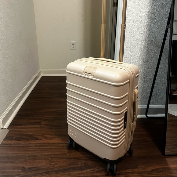 Beis Beige Carry On Roller - Picture 2 of 10